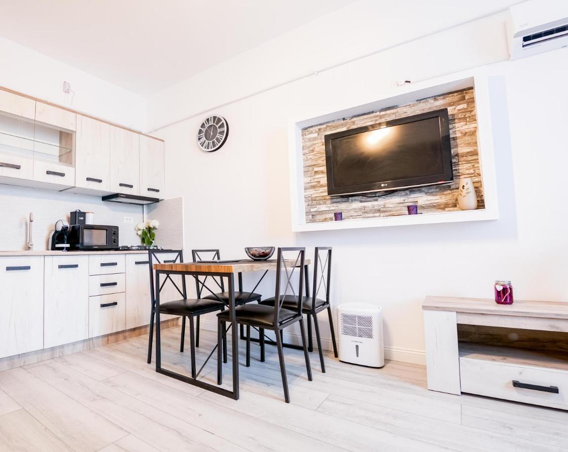 Appartamento Calin Luma Studio Năvodari Esterno foto